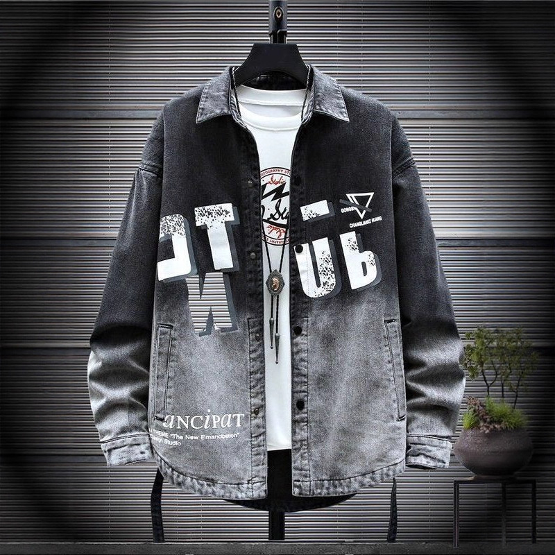 Herrenbekleidung: Trendiges, lässiges Jeanshemd im Frühlings- und Herbststil für Teenager und Schüler der Mittel- und Oberstufe_voghion.com