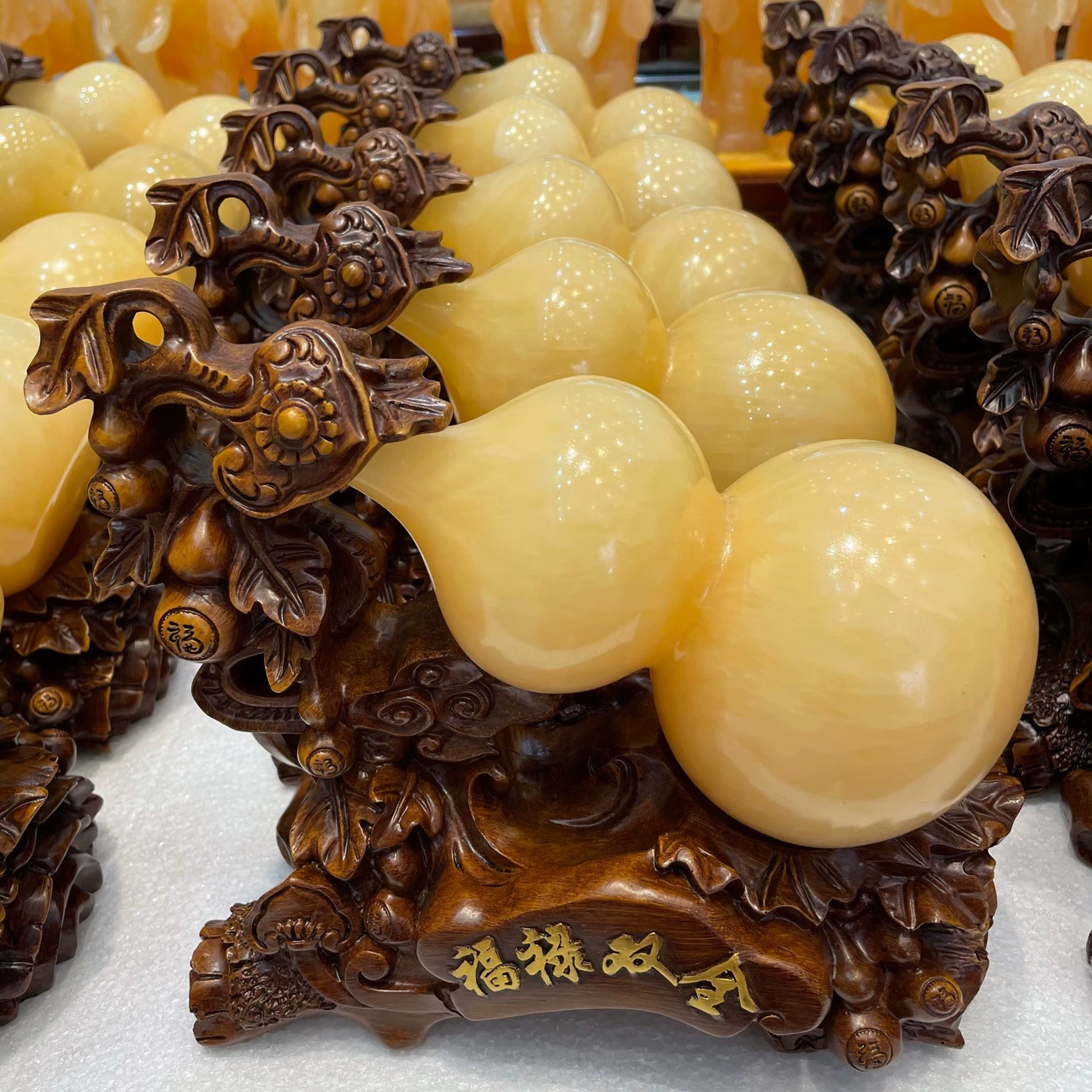 Украшение из тыквы персик нефрит с основанием Подарочная коробка костюм пот Jade Yunfu завод прямой BZHAO сокровище