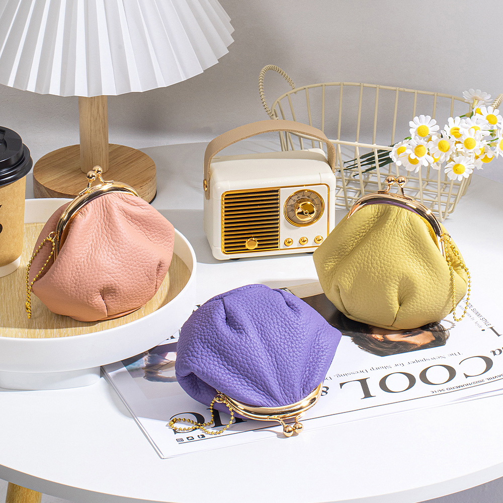 Genuine leather fashion kiss-lock purse, creative coin purse, women's mini Japanese-style storage clip bag, portable dumpling clasp bag