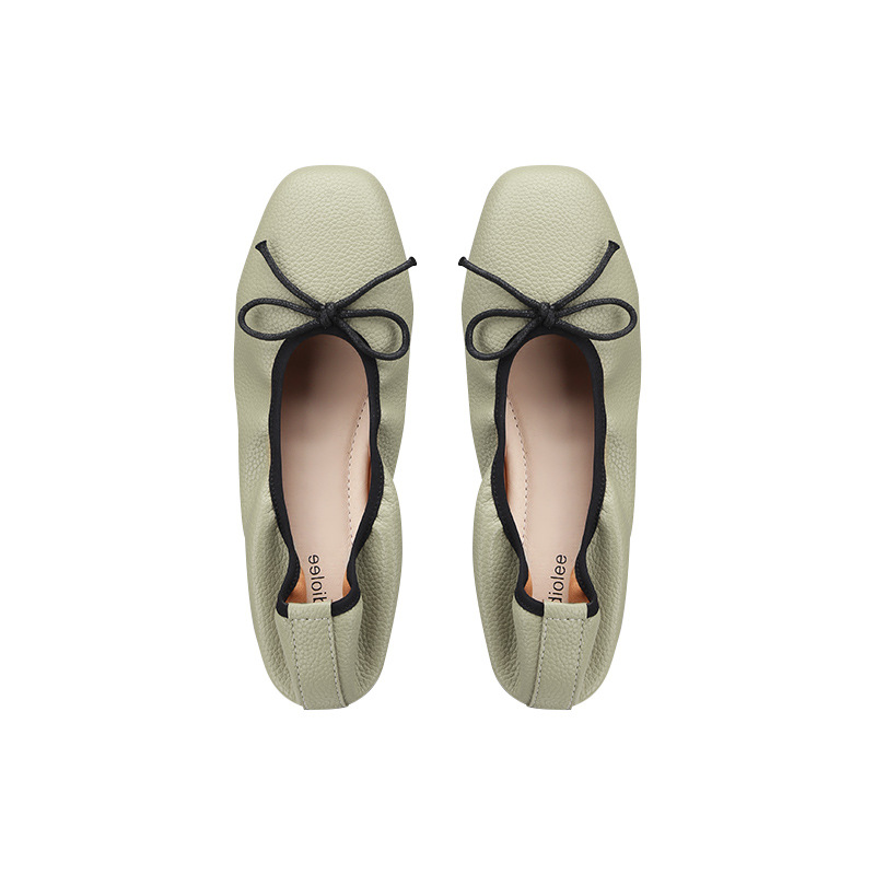 Versión de piel de oveja de alto nivel ~ Grape Madre con arco suave cuadrado boca poco profunda zapatos de ballet suave de sola mujer