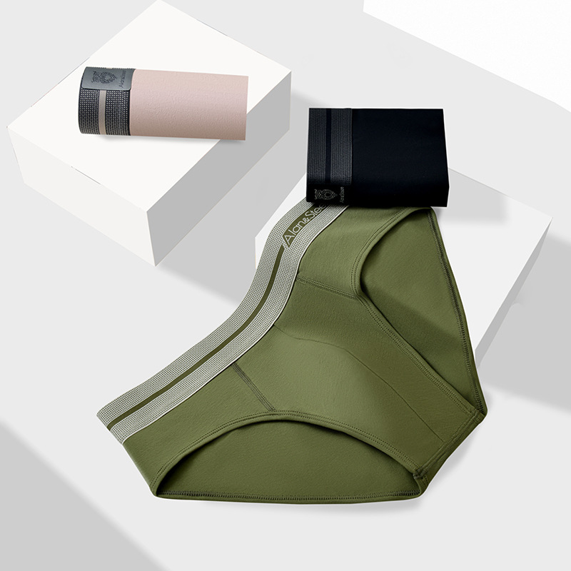 Men's Fashion Mid-waist Briefs Pure Cotton Breathable Comfortable plus size Men's Underwear Solid Color Short Pants Summer New