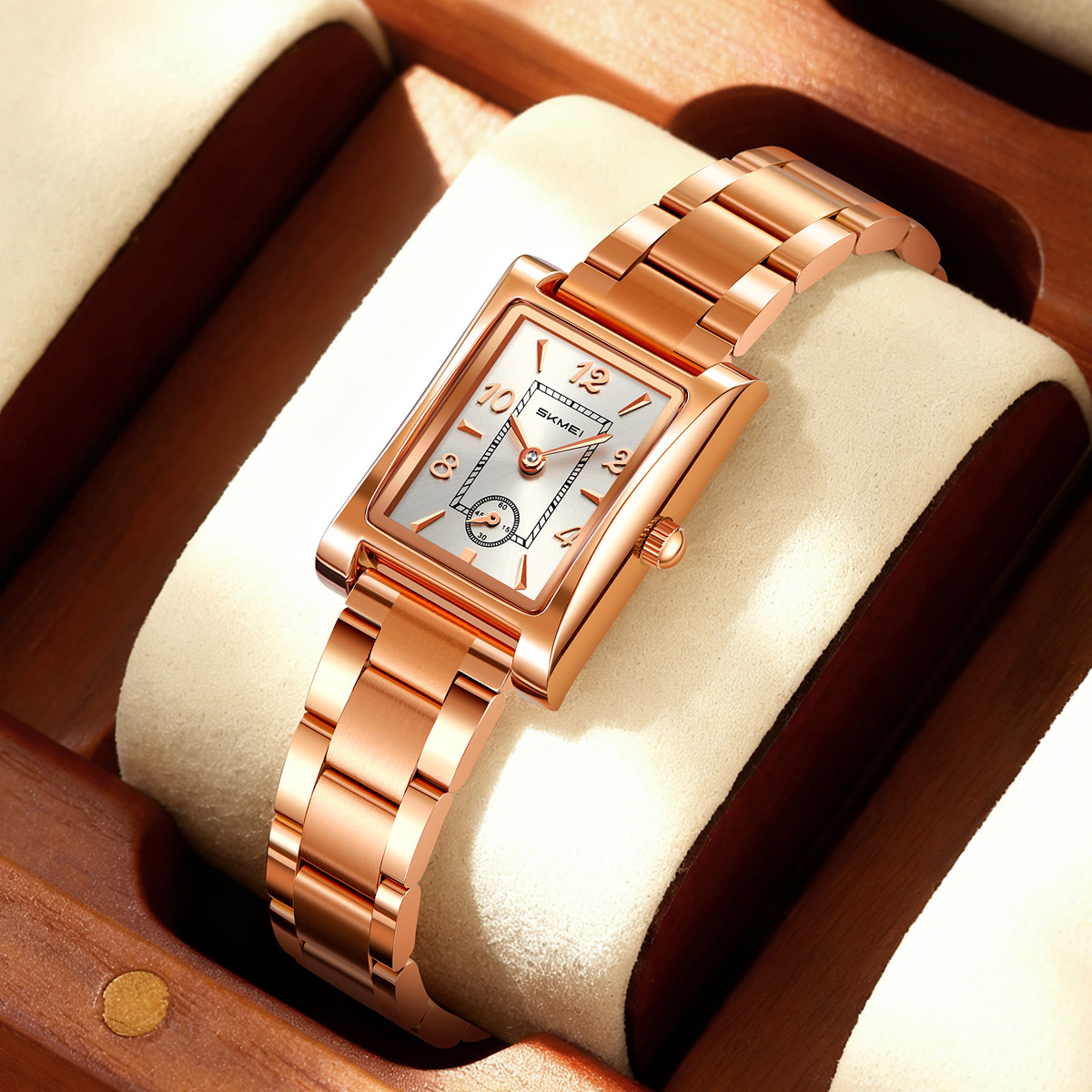 Momento de belleza relojes de pulsera retrógrados cuadrados de acero impermeable relojes de cuarzo comercio exterior al por mayor regalos personalizados fábrica de fuente