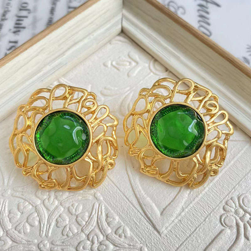 Retro Flower Alloy Plating Artificial Gemstones Women's Ear Studs 1 Pair display picture 2