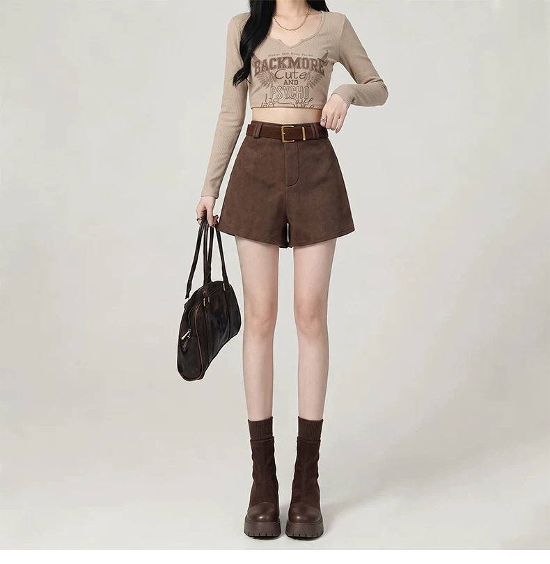 Quần short nữ da lộn cạp cao dáng rộng chữ A kèm thắt lưng — Màu nâu cà phê phối thắt lưng, Đen phối thắt lưng chi tiết 7