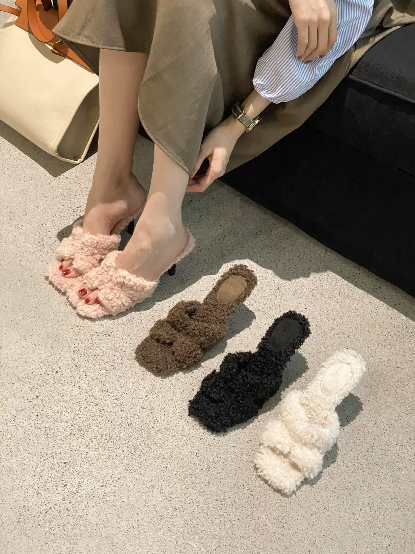 Новинка 2023 года, осенние и зимние меховые тапочки на высоком каблуке с квадратным носком на шпильке в европейском и американском стиле