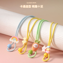 子供のアニメのメガネの紐は首を掛けて脱落防止の神器を掛けます。
