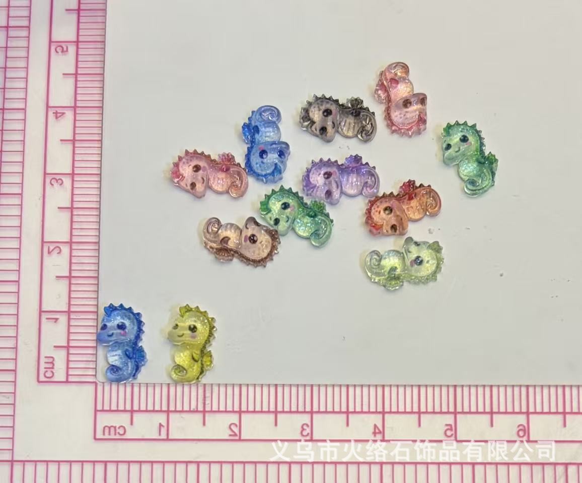 卡通小海马随机一个装