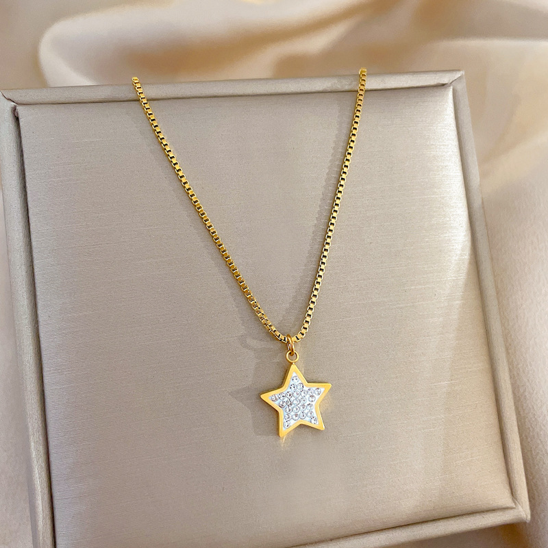 Moda Estrella Acero Titanio Embutido Diamantes De Imitación Collar Colgante 1 Pieza display picture 2