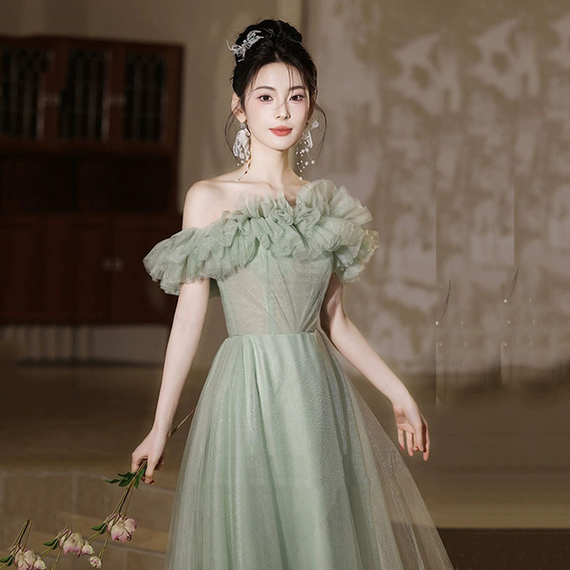 One-Shoulder Evening Dress for Women 2026 New Style High-End Light Luxury Niche High-End Green Engagement Fairy Dress Coming-Of-Age Ceremony