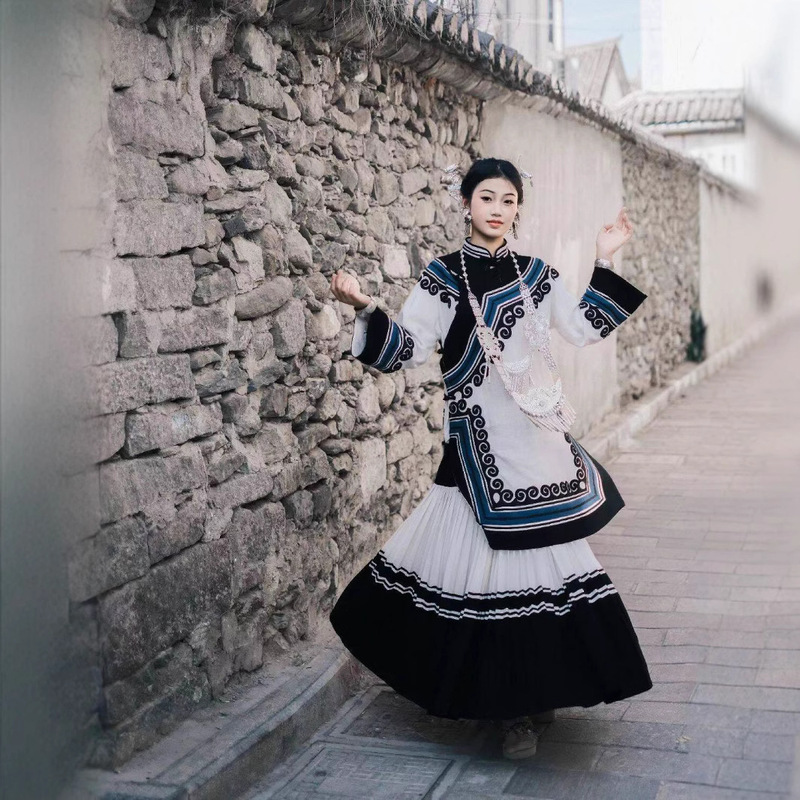 New pregnant women photo studio theme photo photo clothing Yi photo mommy gauze skirt art photo clothing New pregnant women photo studio theme photo photo clothing Yi photo mommy gauze skirt art photo clothing