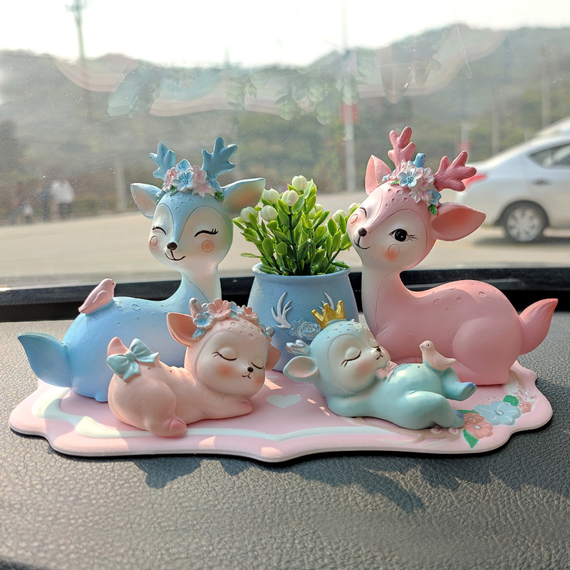 If cartoon plum blossom fawn car ornaments combination cake decoration resin creative car accessories gift gift