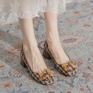 Xiaohongshu Popular High Heels Women's French Retro Plaid H Buckle Houndstooth Fashion 2025 Spring New Shoes