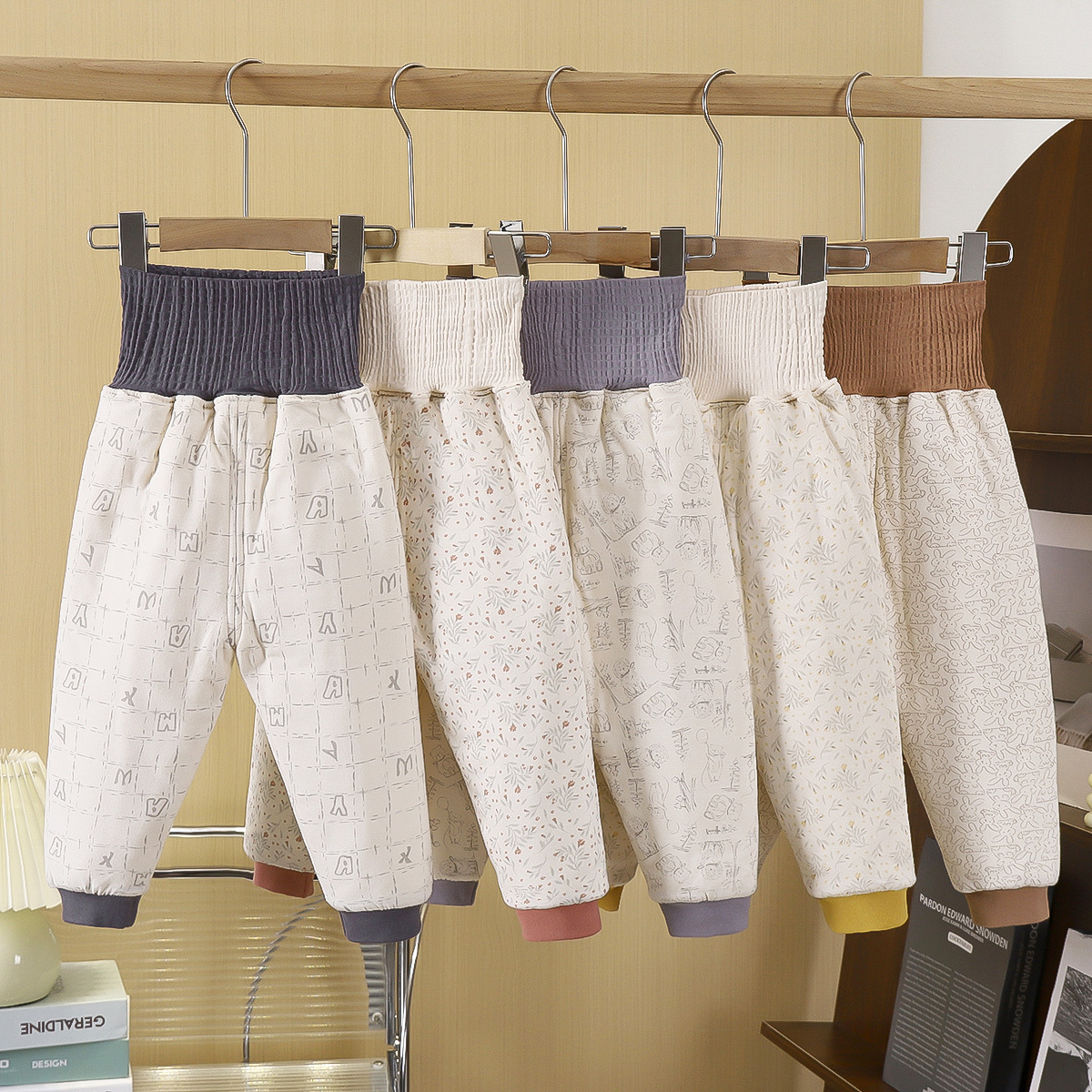 (Machine-washable cotton) Baby high-waisted belly-protecting cotton pants, autumn and winter thickened warm pants for toddlers, padded cotton pants