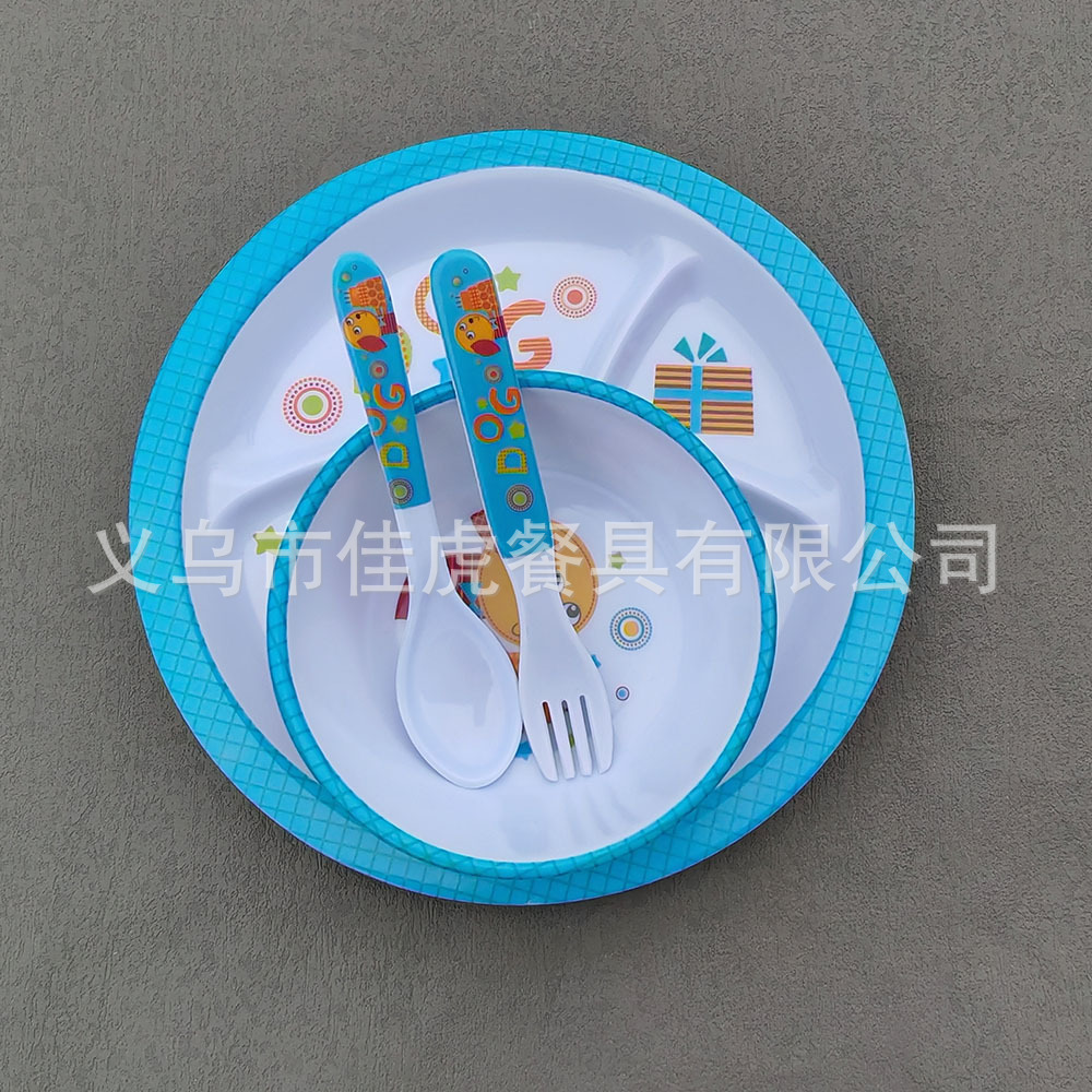 Melamina Tilamina Vajilla para niños Tazón de dibujos animados Tenedor Cuchara Juego de cuatro piezas Plato de comedor de tres compartidos y cuatro compartidos Fabricantes de platos