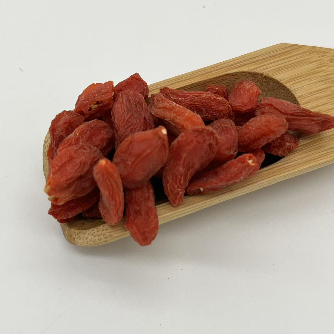 Ningxia Goji Berry Tea Bags 500g Food Grade Dried Lycium Fruit for Daily Herbal Brewing key features