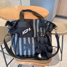 欧美风新款款单肩包时尚牛仔条纹加厚加固双手提托特包休闲斜挎包