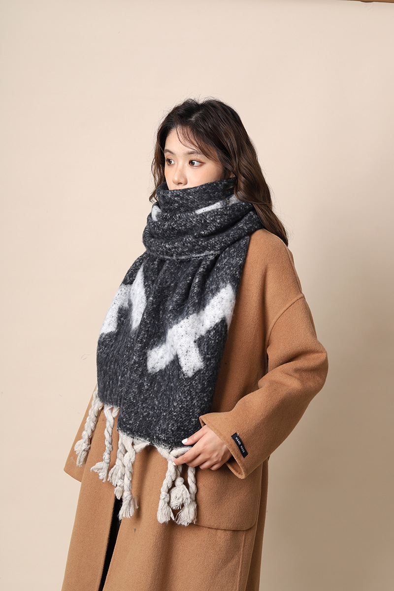 New Korean Women's Winter Grey Haircoat Thick Warm and Cold proof Couple's Shawl High End Scarf_voghion.com