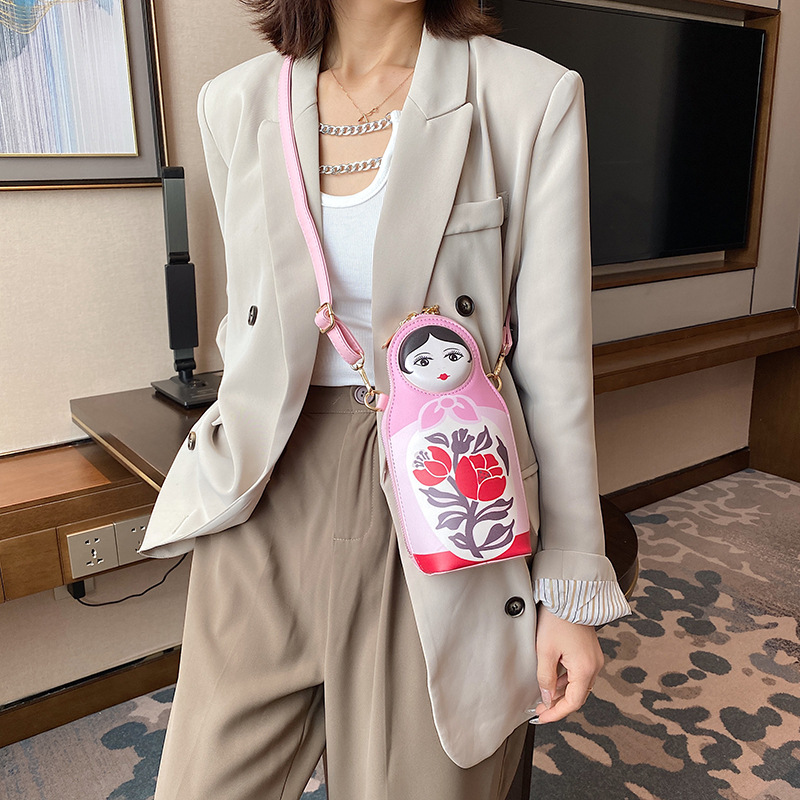 European And American Retro Women's Single Shoulder Bag, New Fashion Creative Quirky Personality Spray-Painted 3D Doll_voghion.com