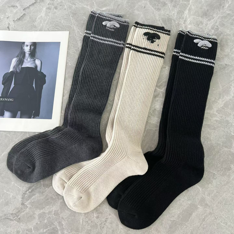 European-Style High-End Fashion Wool Thick-Knit Knee-High Socks, Runway Model, Trendy Light Luxury Calf Socks