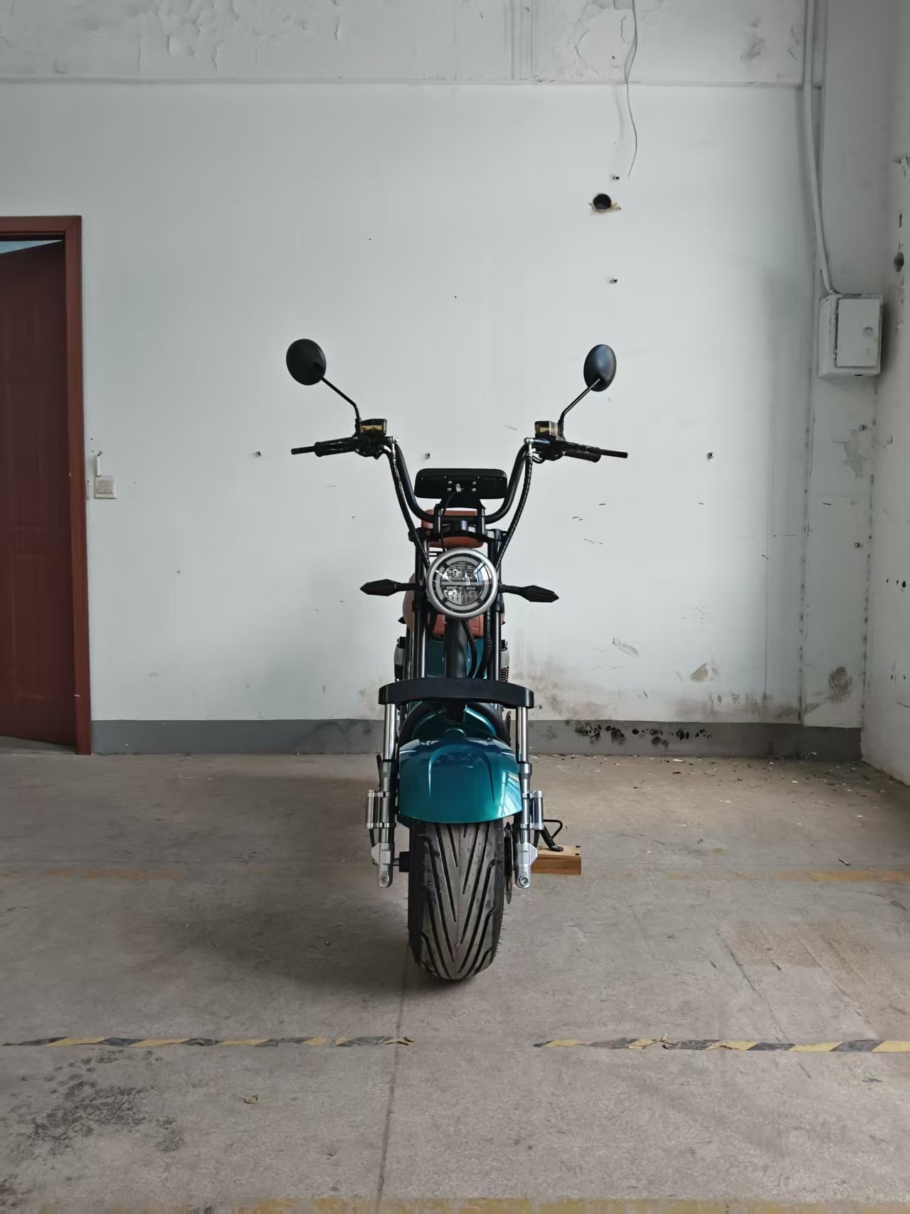 Exported to Brazil: Harley electric motorcycle, high-power electric scooter, large-platform high-speed adult electric vehicle, personal transport vehicle