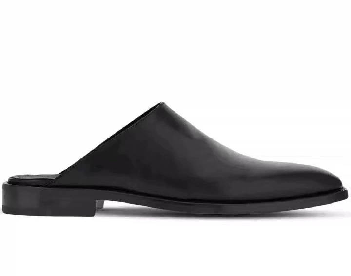 Factory Outlet Летние европейские и американские индивидуальные кожаные мужские сандалии и тапочки Baotou Lazy One Pedal Трансграничные тапочки для внешней торговли