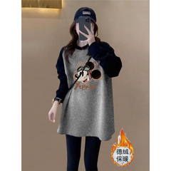 デコルテは色の長袖のtシャツの女性の中で長いタイプの韓国版のゆったりしているカジュアルな上着にぶつかります。
