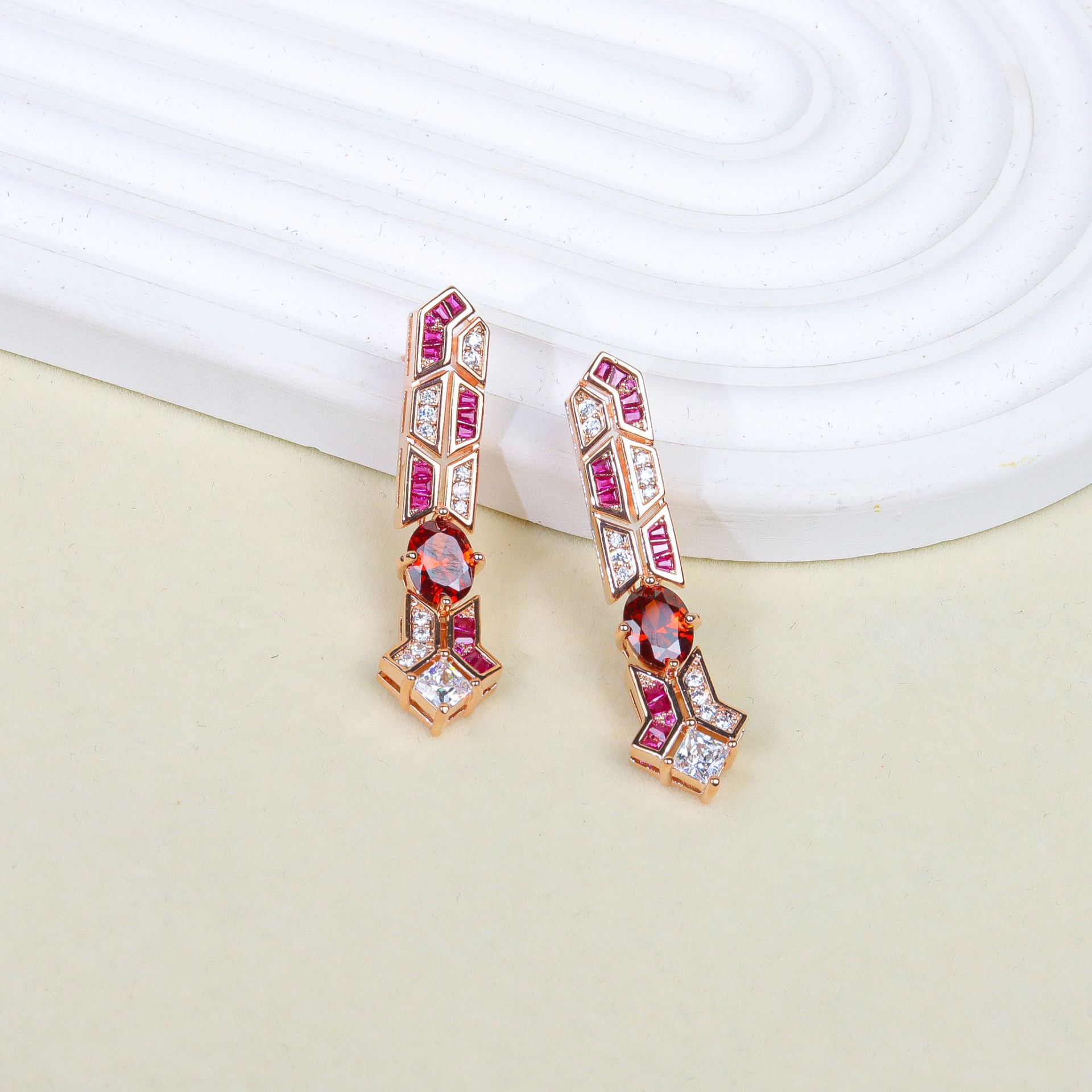 Cubic Zirconia And Pearl Stud Earrings, Delicate And Versatile For Work, Commute And Daily Wear. Hypoallergenic, Tarnish-resistant And Durable For Lon_voghion.com