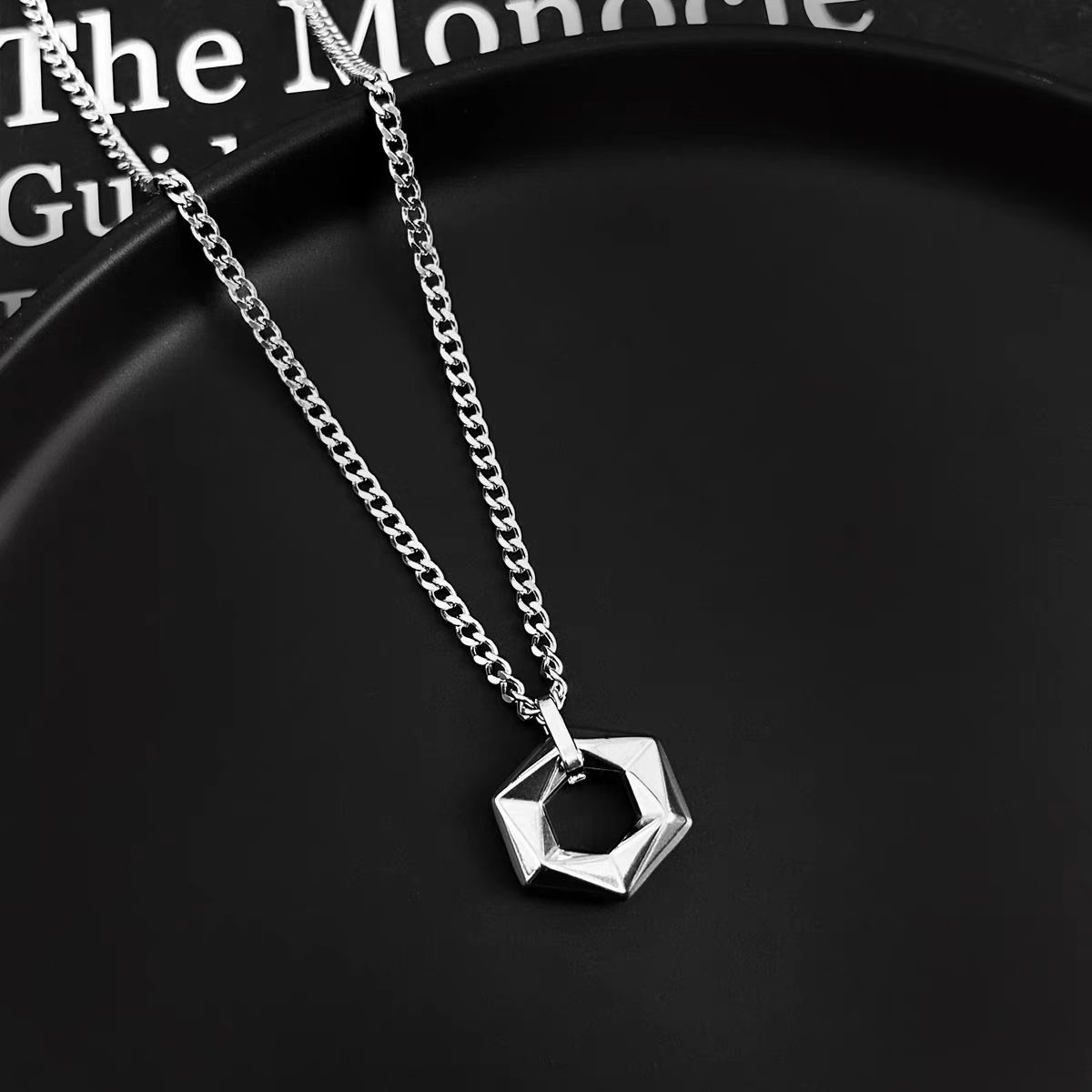 cable chain Chain Type 1 Piece Quantity Daily, Street Occasion Vintage Style Hexagon 304 Stainless Steel Polishing Men's Pendant Necklace Men Pendant Necklaces