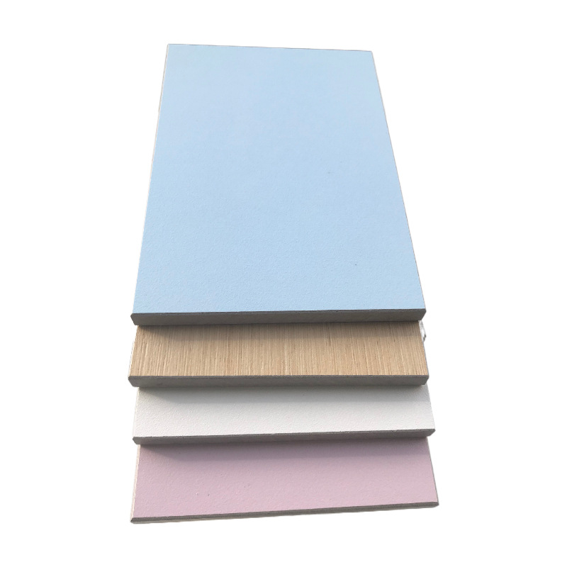 ��ǽ�����ڹ�������ҽԺ��ʿվװ�ΰ�ı���ྻ��A��������ʢ��