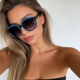 �r���¿��ƴɫ������Ů�r�֑�����񴩴�s�ٴ����̫����R