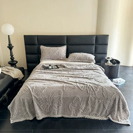 绒毯;沙发垫/套;床罩床笠