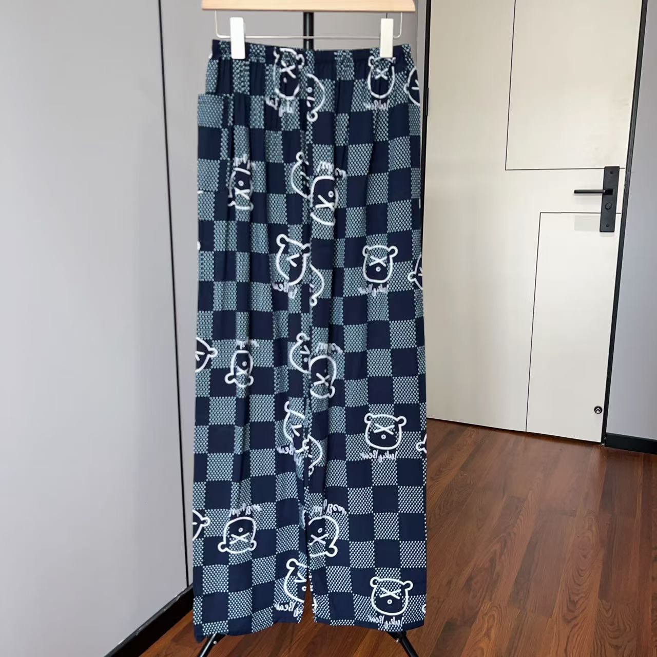 남성용 바지 스타일 19 네이비 블루 체크 무늬 폭력적인 곰