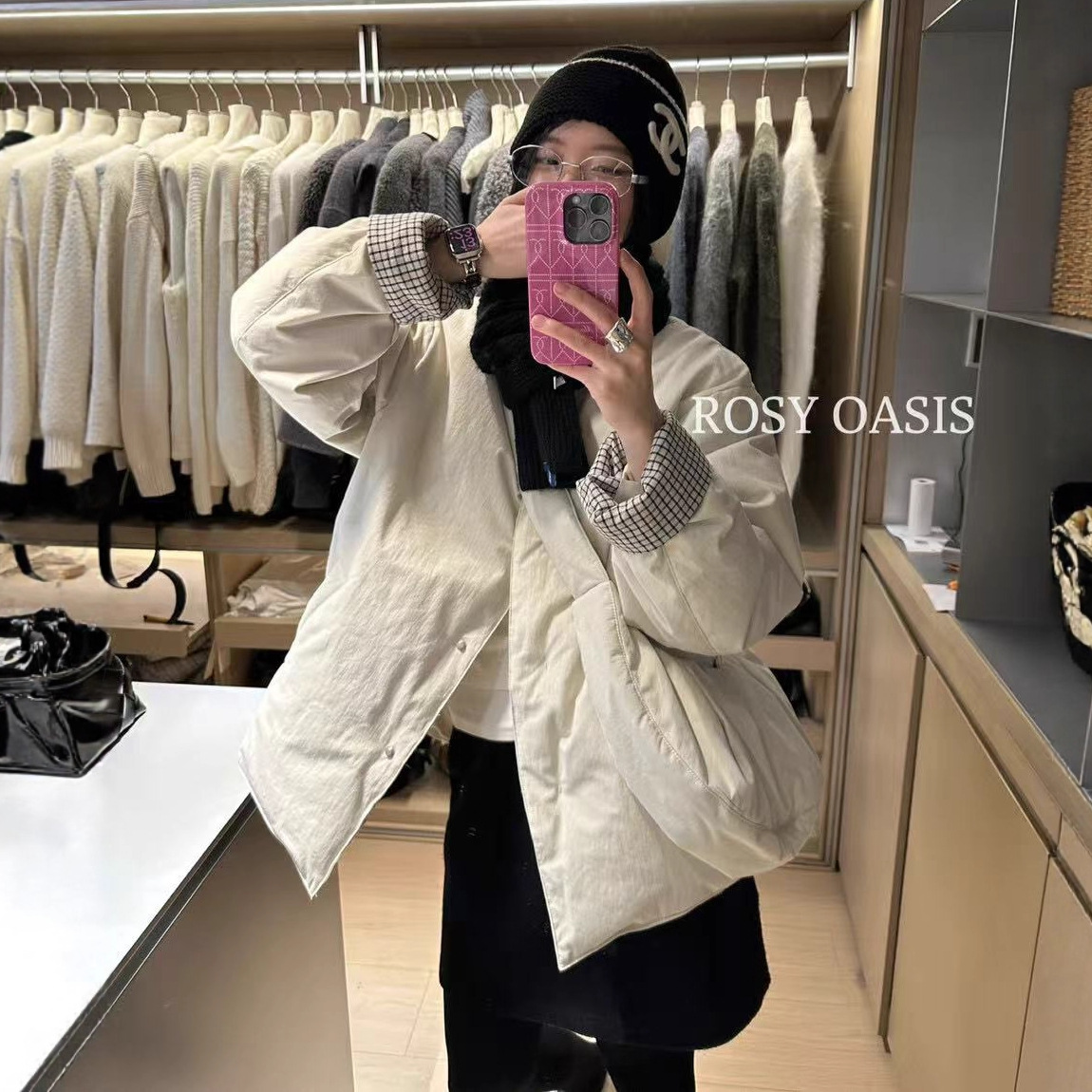 Korean Style New Stand-Up Collar Goose down Jacket with a Free Bag, Winter Thickened Short down Jacket for Petite Women E8285