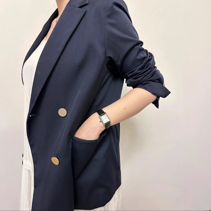 2025 Early Autumn New Arrivals, Niche Design, Classic Gold Buckle Thin Suit Jacket