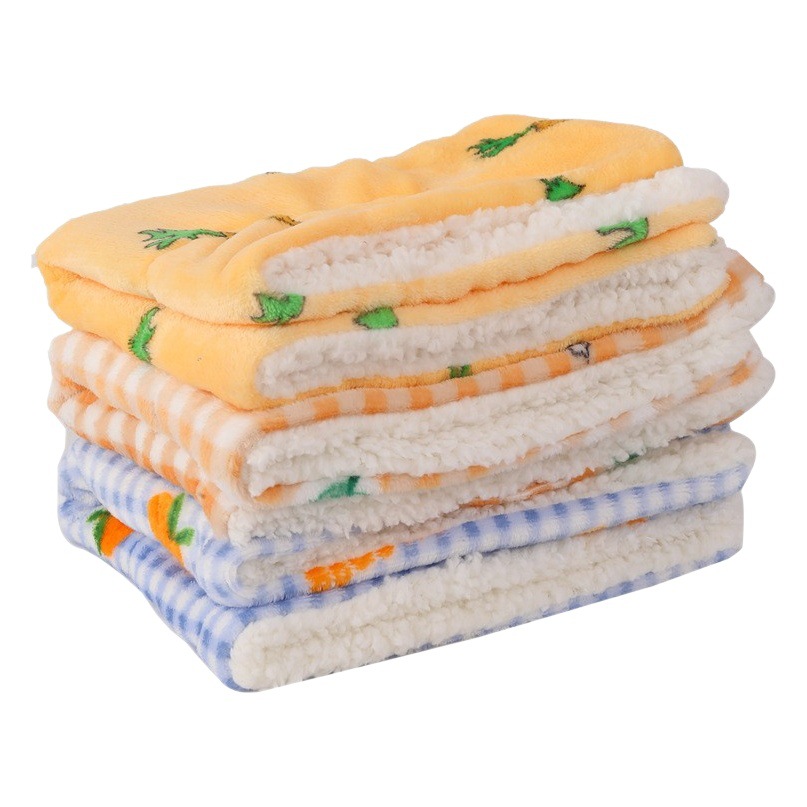 Manta del animal doméstico perro Esterillas invierno gato nido caliente dormir cuatro estaciones universal perrera mascota en stock al por mayor