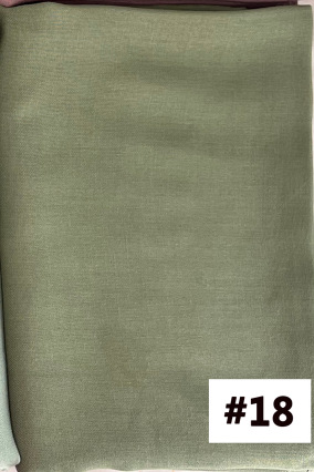 外国貿易の人気が高いマレーの純色の人綿のスカーフの単色の薄いモデルのモーダルの通気性のマフラー