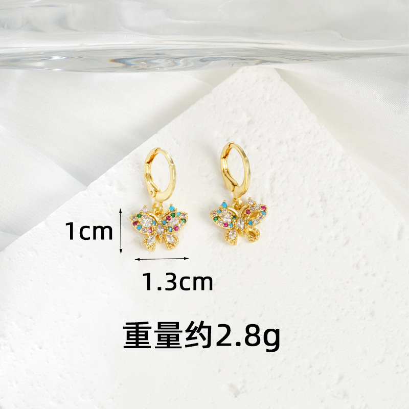 Collar de oro de arena transfronteriza de Vietnam lujoso ligero diseño hueco pendientes de mariposa de mariposa para mujeres retro joyas no se desvanecen