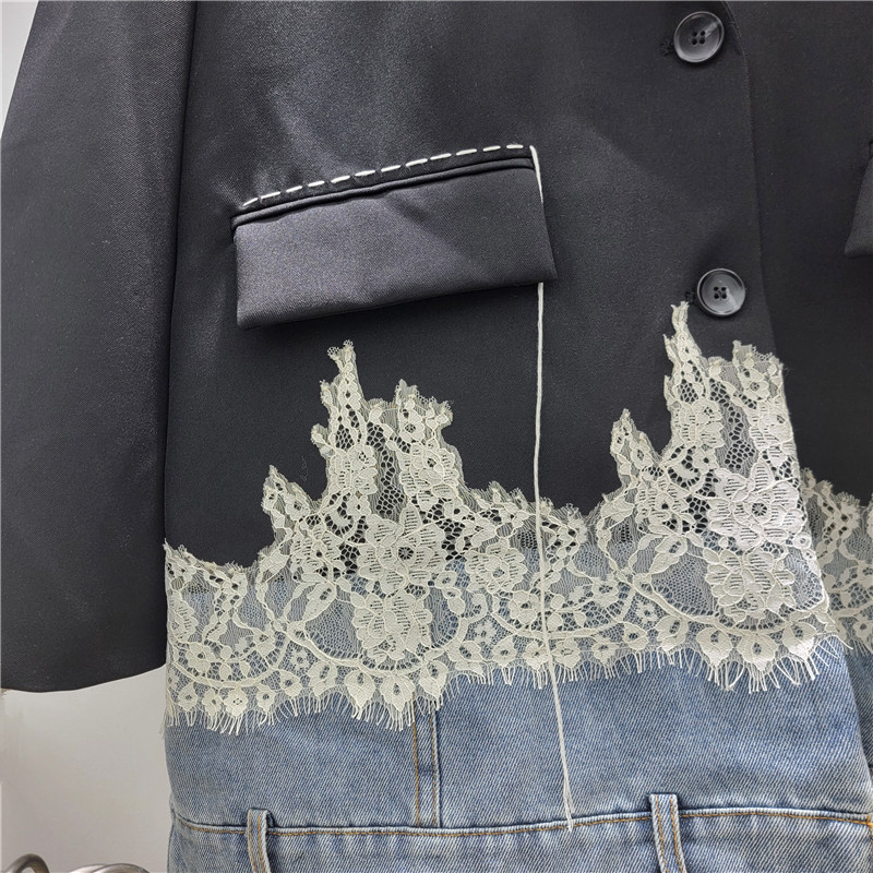 Saco Blazer con Retazos de Mezclilla y Encaje de Mezcla de Algodón y Poliéster con Manga Larga