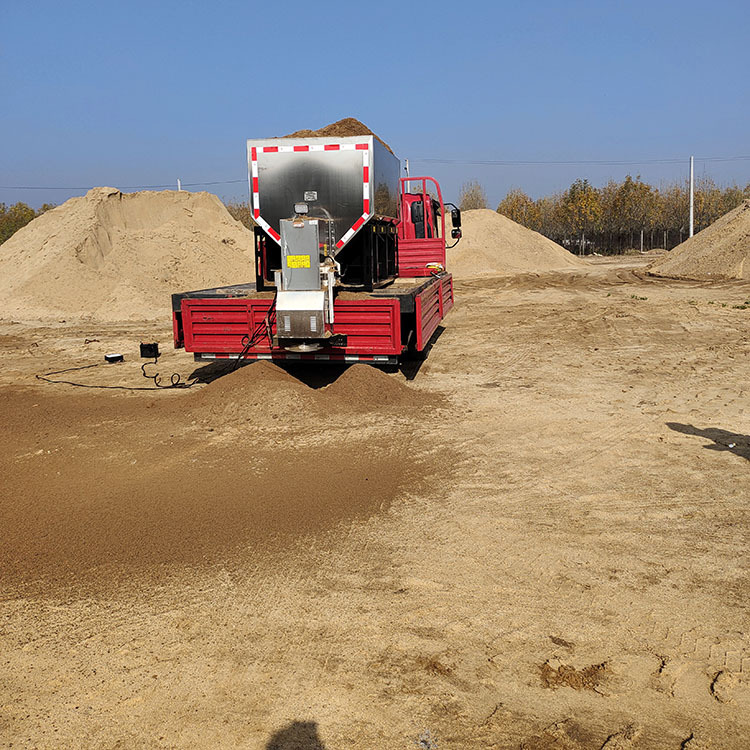 德申不锈钢撒布机 电动撒盐机 道路除雪抛撒融雪剂设备车载卧式