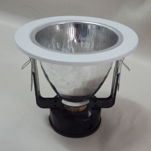 Traditional Recessed Downlight with Large and Small Sizes for Ceiling Installation