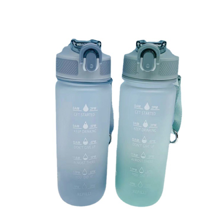 Comercio exterior Inglés deportes taza estudiante fresco tiro de la calle taza de plástico 700ml capacidad gradiente de plástico de pico de pato