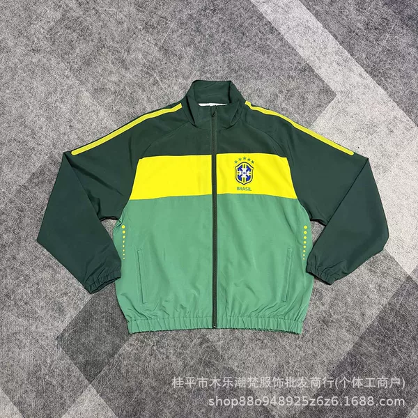 Brazil National Team Jacket, Double-Layer Embroidered Classic Football Training Jacket for Men, Spring and Autumn Style