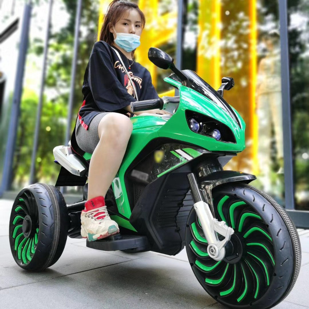 Motocicleta eléctrica de tres ruedas de Doble accionamiento grande cochecito de bebé eléctrico recargable para adultos y dos personas niños y niñas coche de juguete para niños