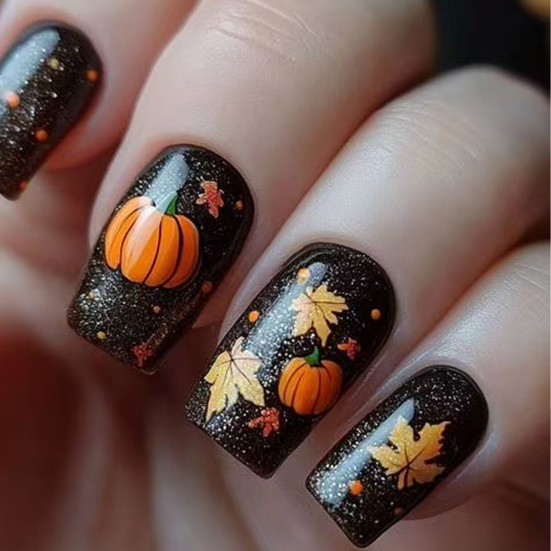 Autumn and Winter Maple Leaf Pumpkin Pattern Design Black Flash Wearable Manicure Nails Thanksgiving Cross-Border Fake Nails