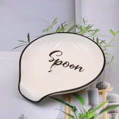 Ceramic spoon rest manufacturer cross-border new creative spoon holder, restaurant thick snack plate export soup spoon rest