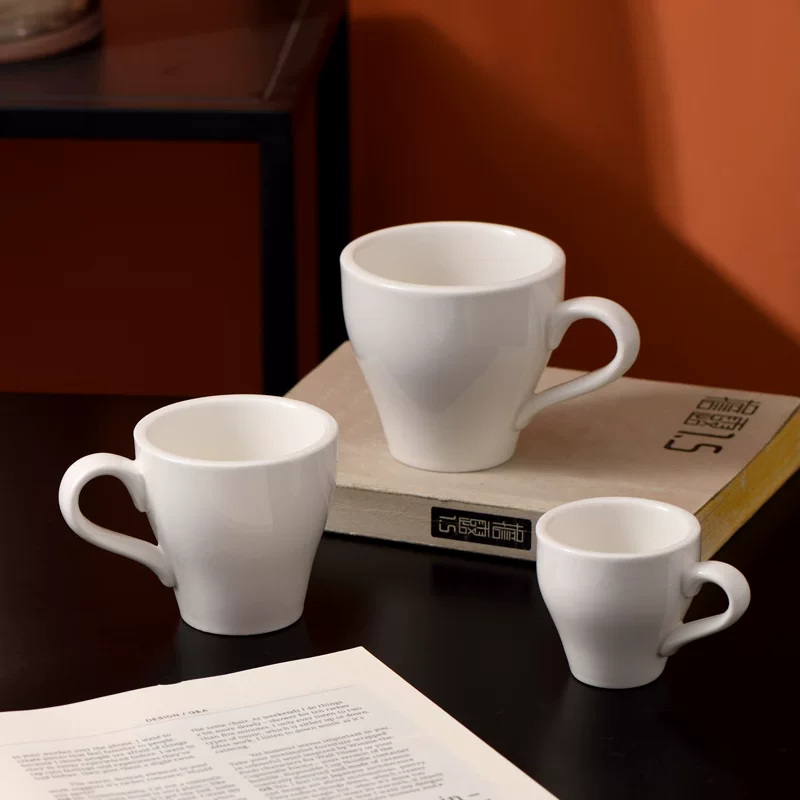 Простой толстый эспрессо cup, коммерческая французская белая керамическая маленькая кофейная чашка, бытовая молочная чашка
