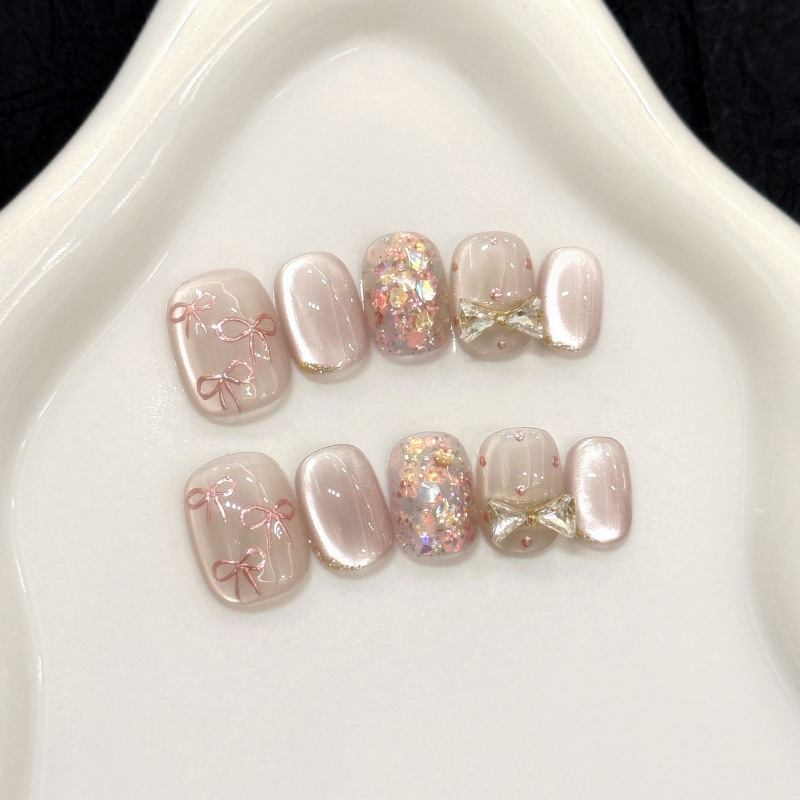 【Miu Series Girl】Pure Desire Princess Polka Dot Bow Short Handmade Cat Eye Short Nail Art Wholesale Finished Products 【Miu Series Girl】Pure Desire Princess Polka Dot Bow Short Handmade Cat Eye Short Nail Art Wholesale Finished Products