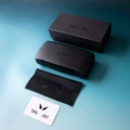 V sunglasses case set