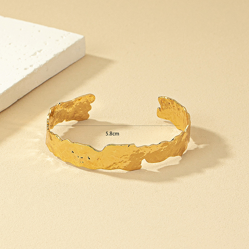 15g Weight Bangle Classification 1 Piece Quantity Simple Style Solid Color Metal Plating Gold Plated Women's Bangle