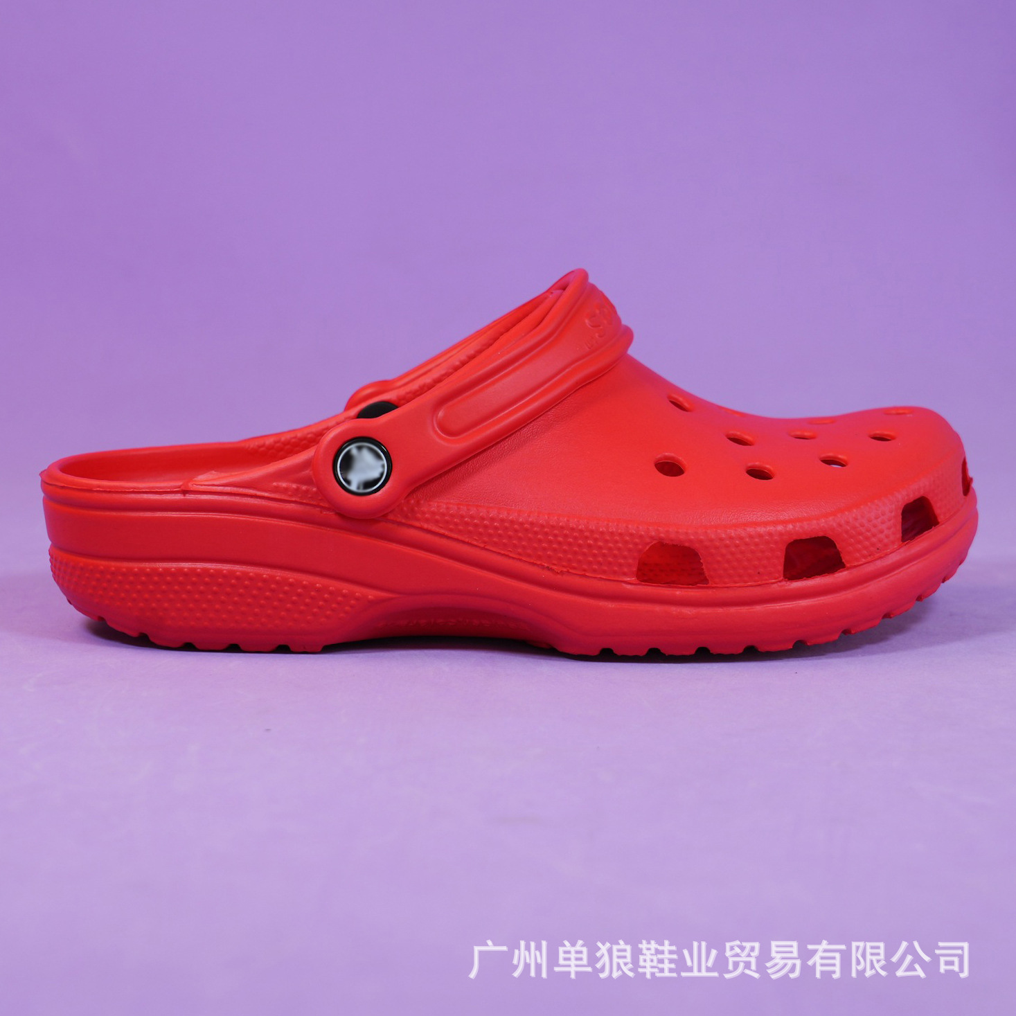 Estrellas etiquetadas de verano EVA zapatos de agujero casuales antideslizantes para mujeres zapatillas antiodorantes para parejas al aire libre sandalias